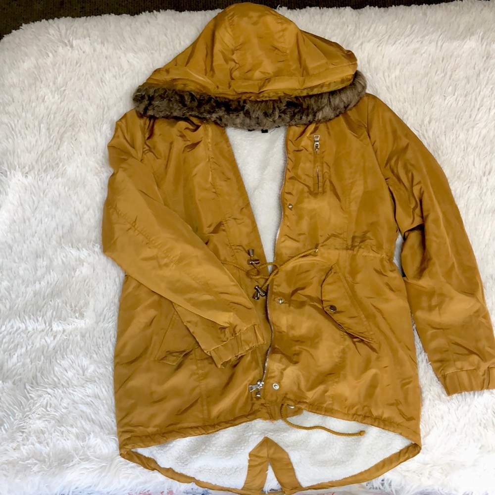 Light brown Winter Jacket in size L